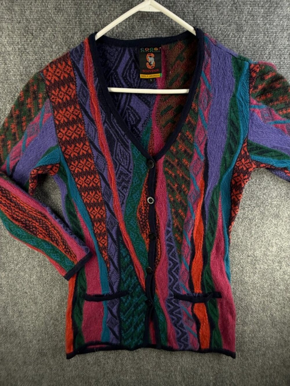 COOGI Australia ALL CASHMERE Souvenir Cardigan Sweater Intricate Knit Abstract